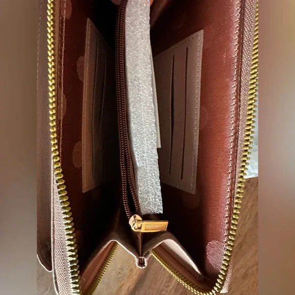 Selena The Label crossbody bag pink phone pocket money/change credit card pocket - Picture 5 of 16